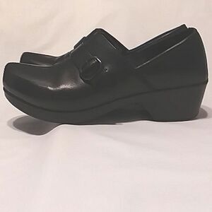 Dansko Solstice Women's Clogs Black Leather Closed Heels Elastic Gore's EUR 41